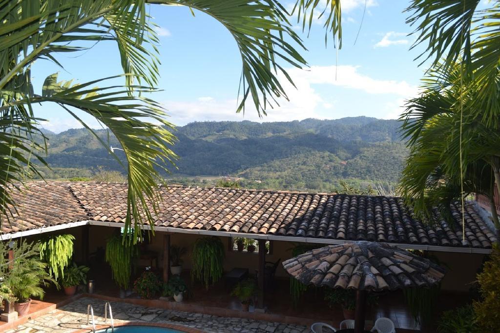 Hotel Buena Vista Copán エクステリア 写真
