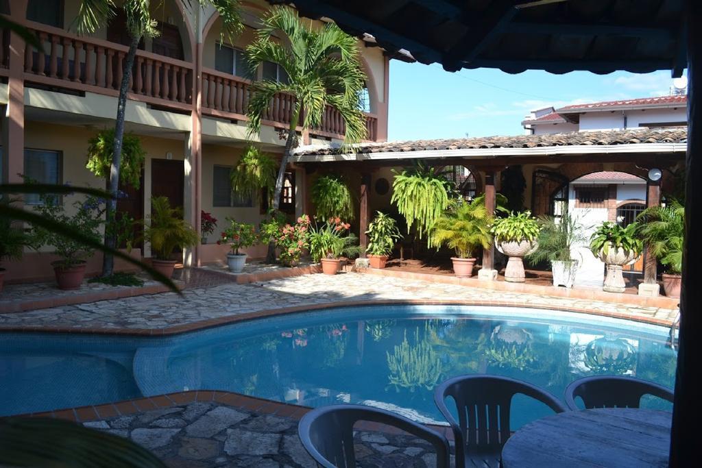 Hotel Buena Vista Copán エクステリア 写真