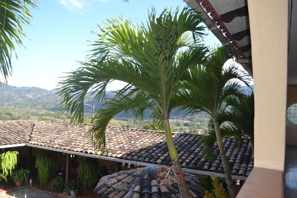 Hotel Buena Vista Copán エクステリア 写真