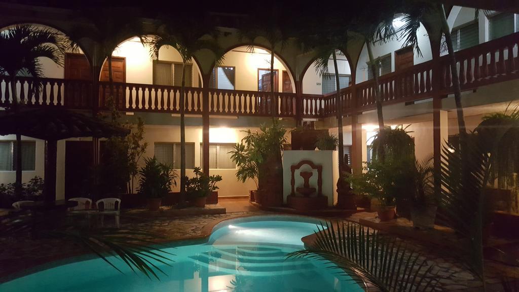 Hotel Buena Vista Copán エクステリア 写真