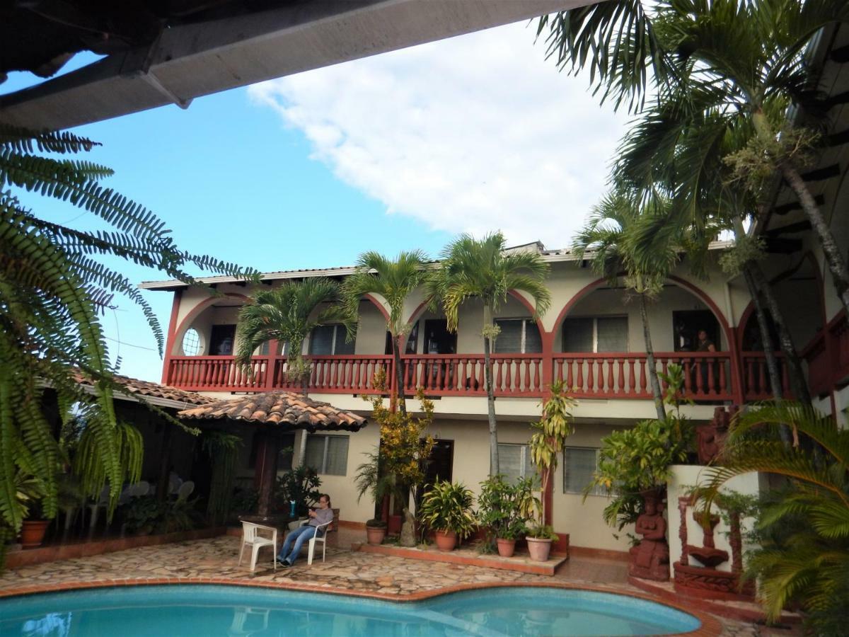 Hotel Buena Vista Copán エクステリア 写真