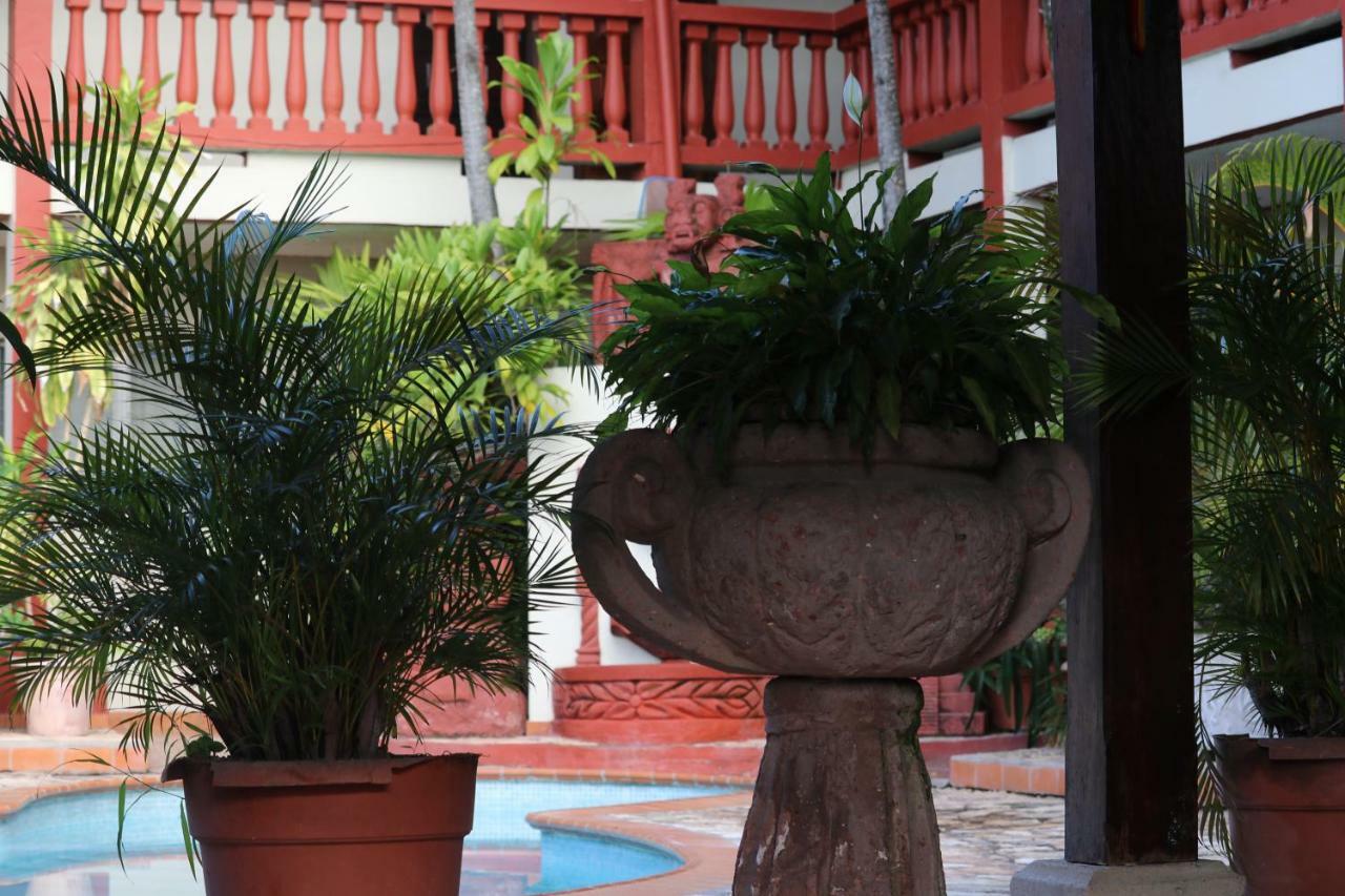 Hotel Buena Vista Copán エクステリア 写真