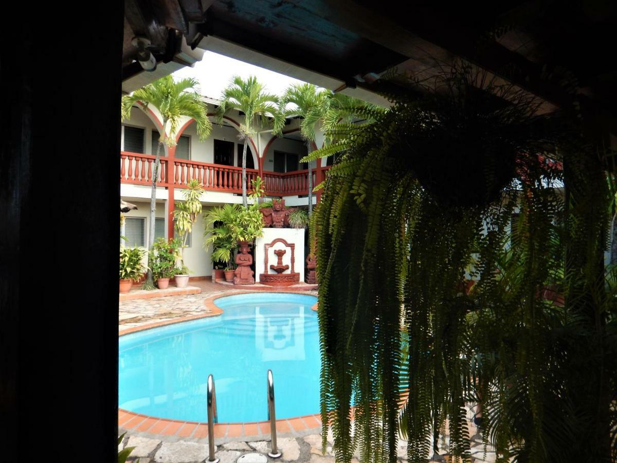 Hotel Buena Vista Copán エクステリア 写真