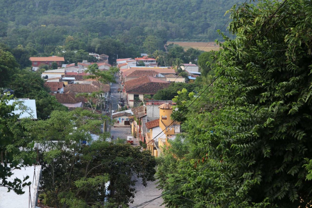 Hotel Buena Vista Copán エクステリア 写真
